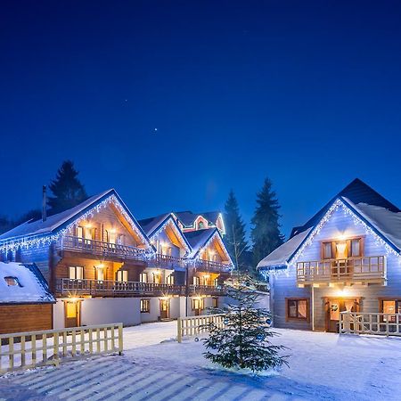 Family Hotel Kaskad Bukovel Exterior photo