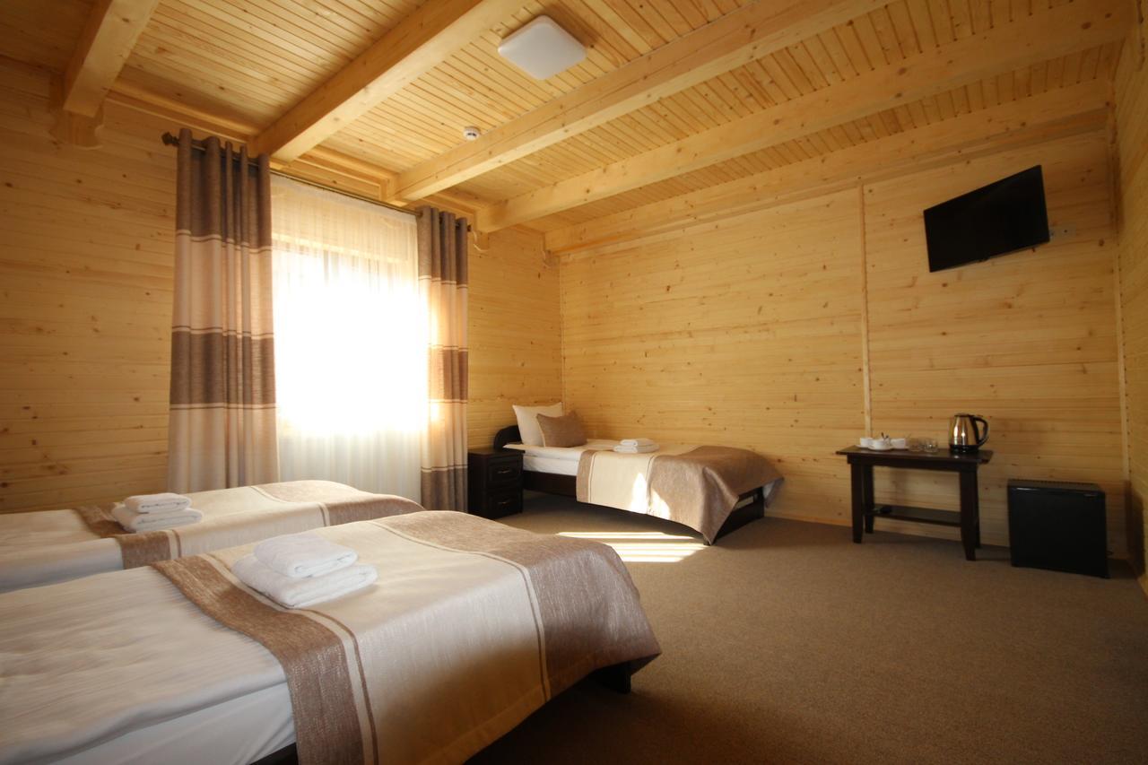 Family Hotel Kaskad Bukovel Exterior photo