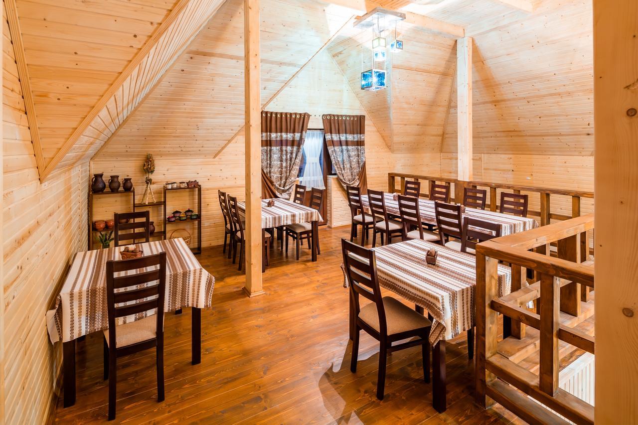Family Hotel Kaskad Bukovel Exterior photo